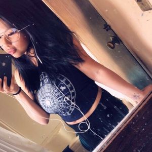 Meet your Posher, Beatriz